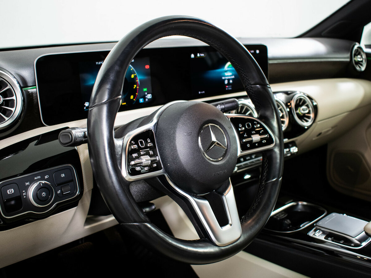 Mercedes-Benz A-Класс б/у, 2018, Роботизированная. Фото: #10