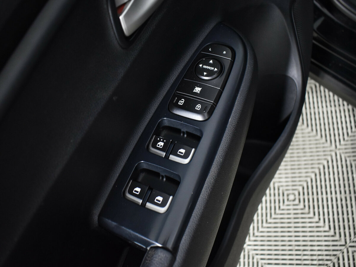 Киа Рио б/у, 2019, Автоматическая. Фото: #13