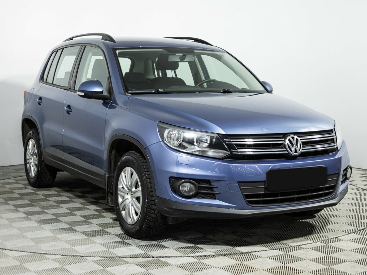 Volkswagen Tiguan б/у, 2013, Механическая. Фото: #2