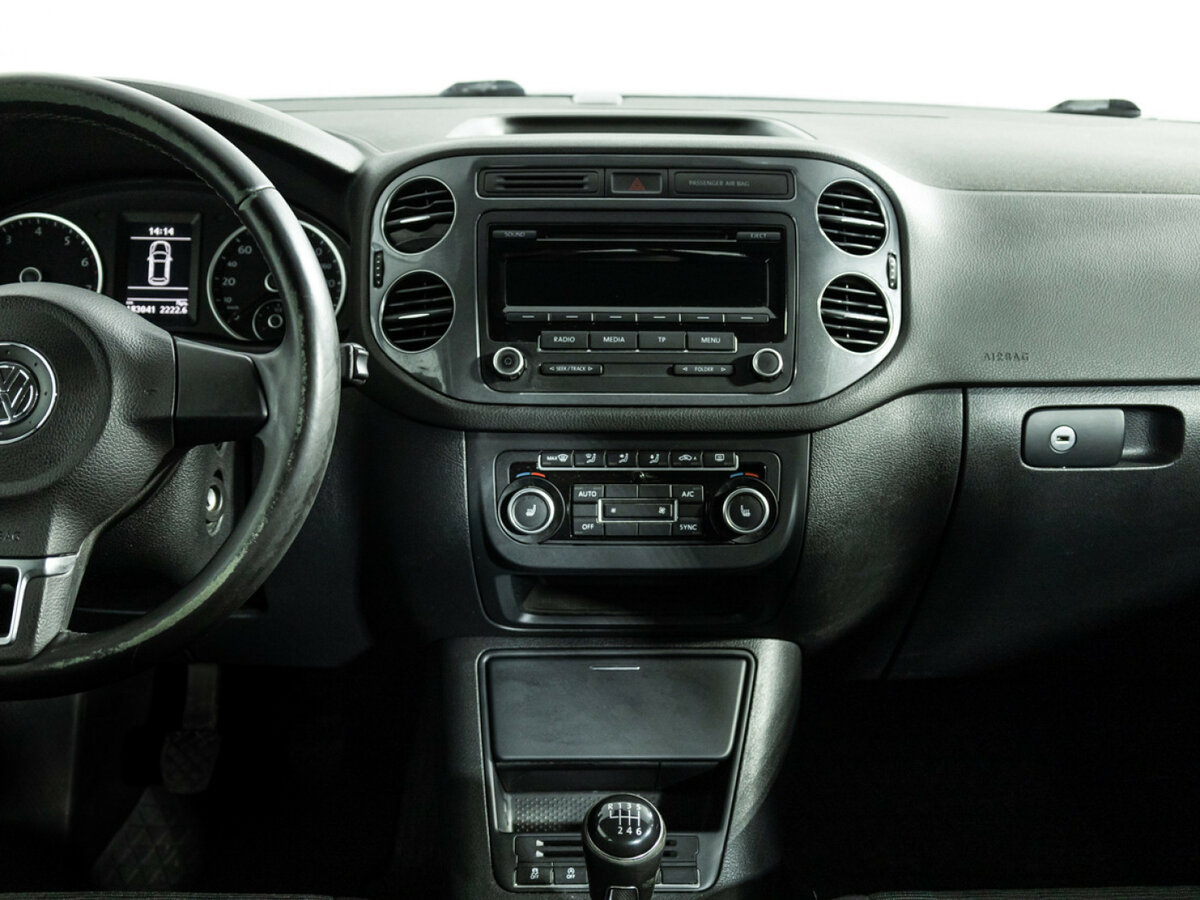 Volkswagen Tiguan б/у, 2013, Механическая. Фото: #13