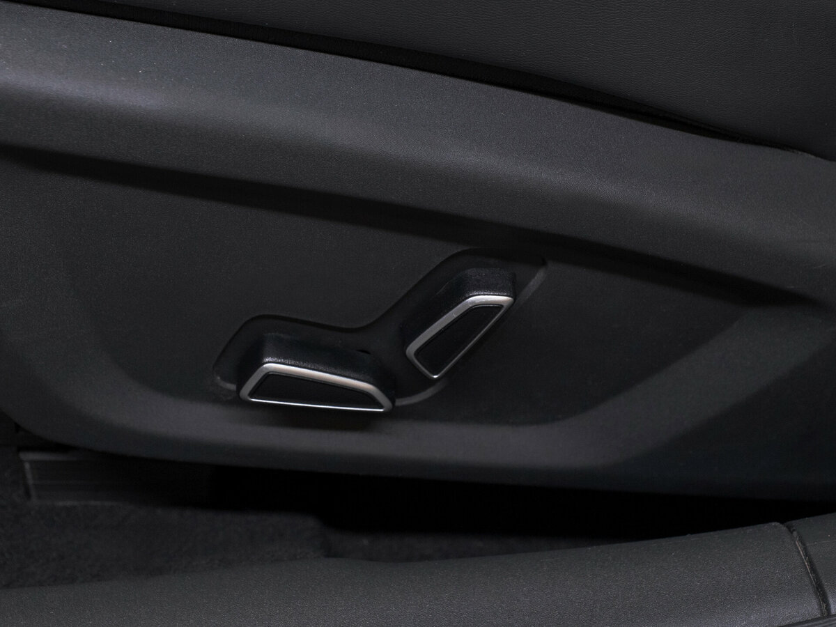 Чанган УНИ-В б/у, 2023, Роботизированная. Фото: #15