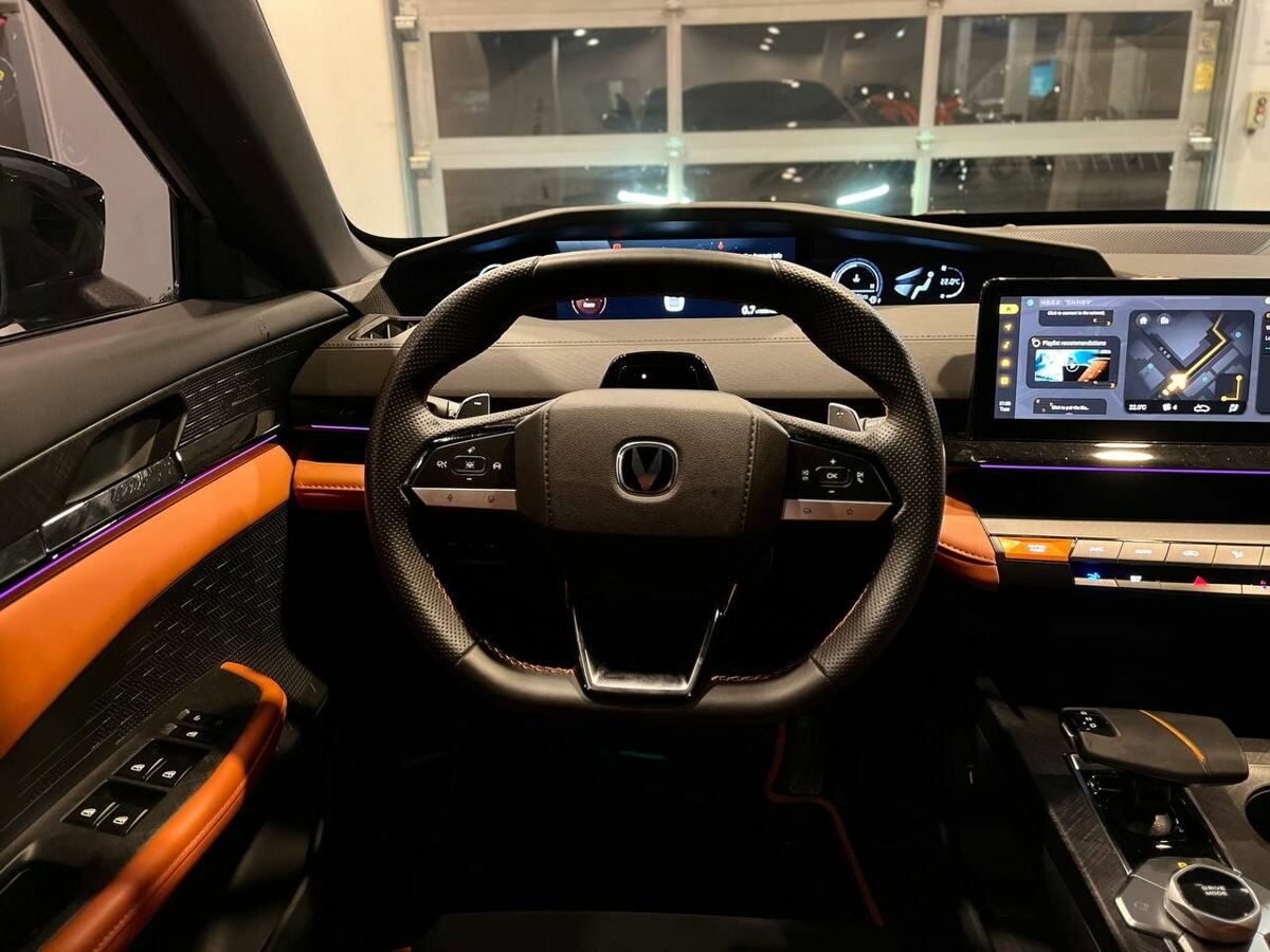 Чанган УНИ-В б/у, 2023, Роботизированная. Фото: #8