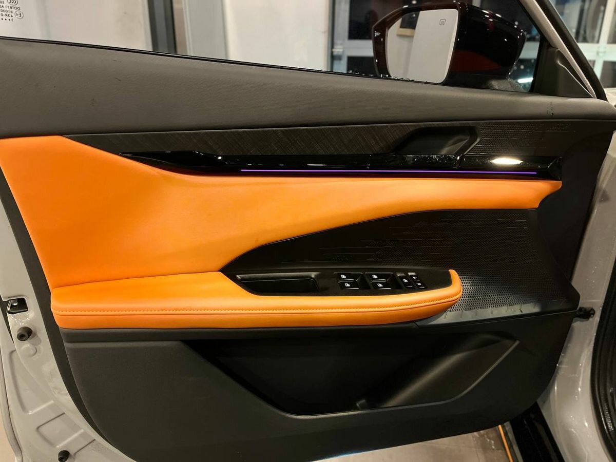 Чанган УНИ-В б/у, 2023, Роботизированная. Фото: #18