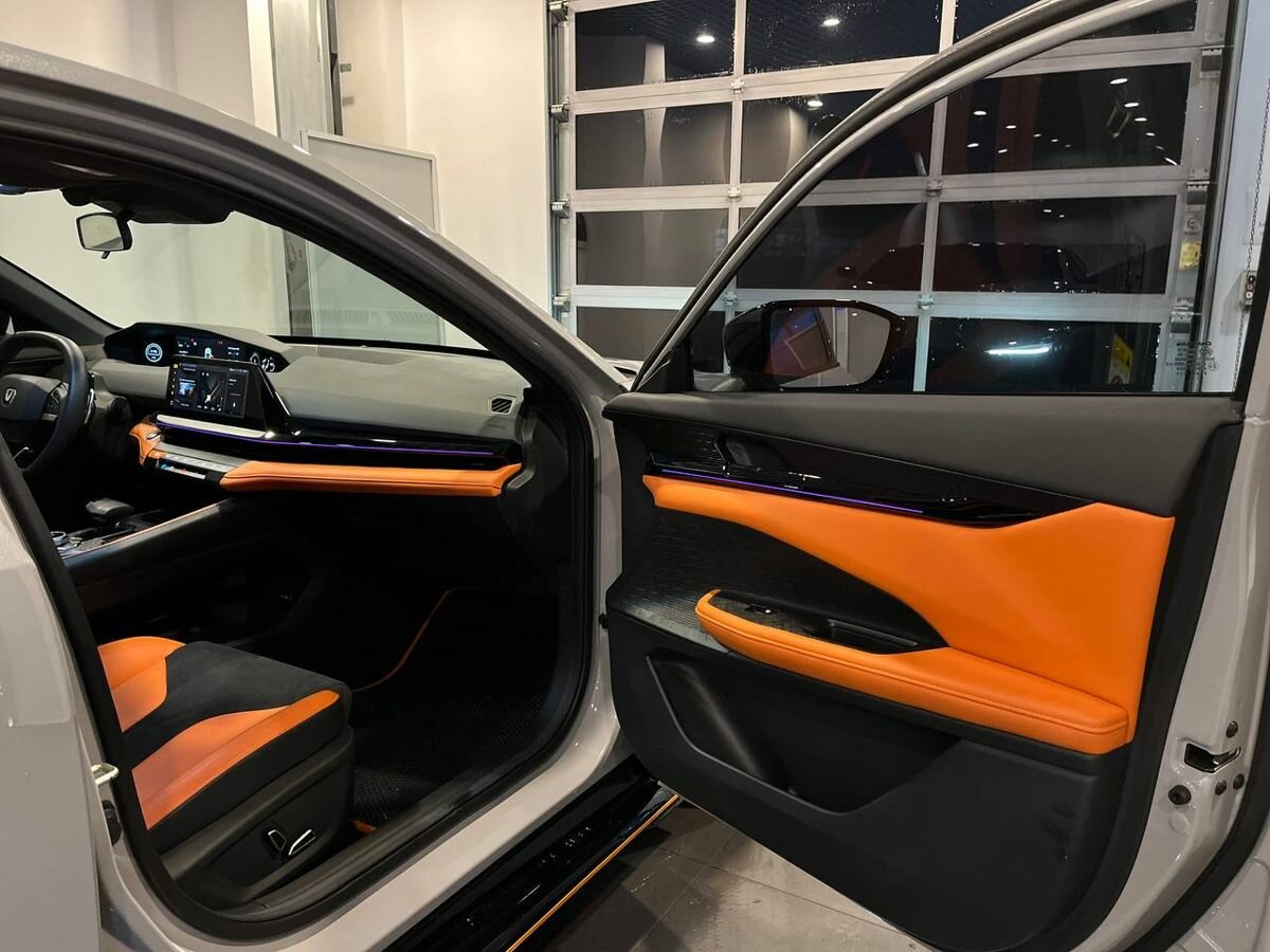 Чанган УНИ-В б/у, 2023, Роботизированная. Фото: #23