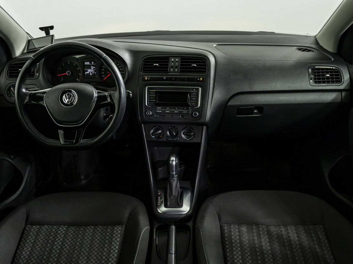 Фольксваген Поло б/у, 2016, Автоматическая. Фото: #10