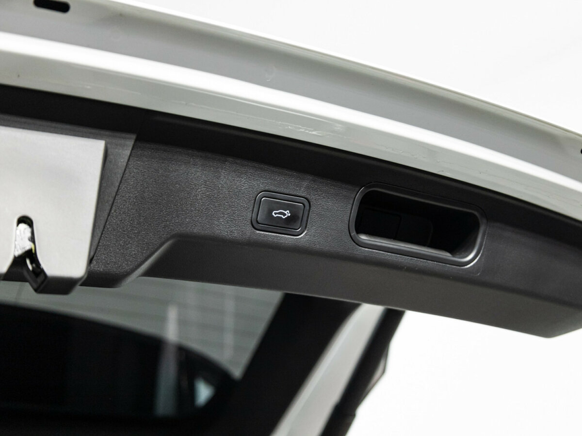 Geely Atlas б/у, 2023, Роботизированная. Фото: #23