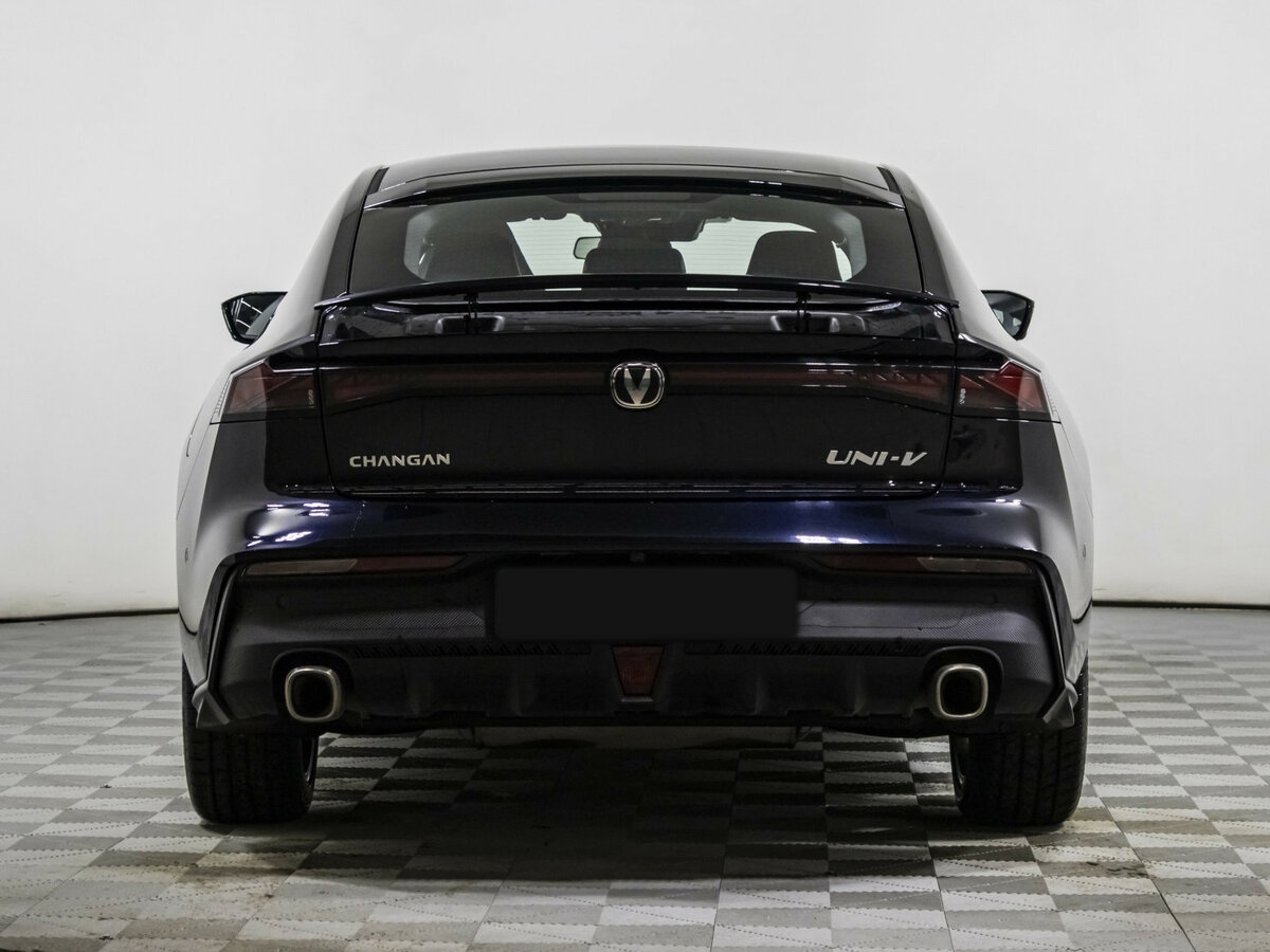 Changan UNI-V б/у, 2024, Роботизированная. Фото: #4