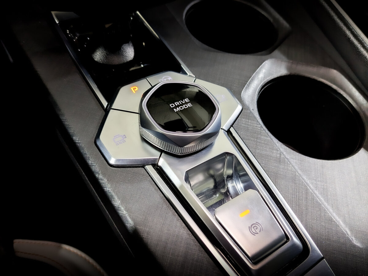 Чанган УНИ-В б/у, 2023, Роботизированная. Фото: #26