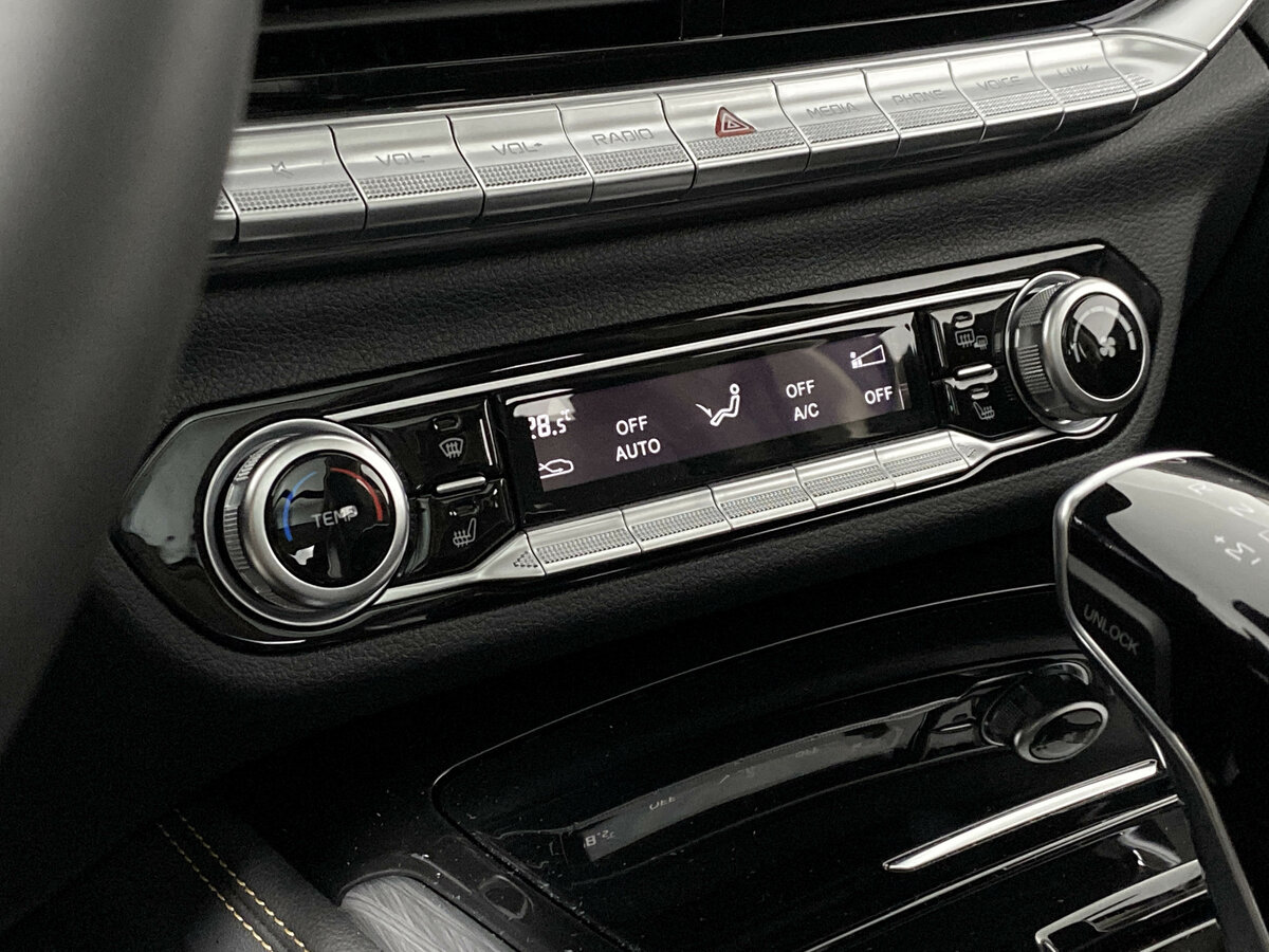 FAW Bestune T77 б/у, 2023, Роботизированная. Фото: #18