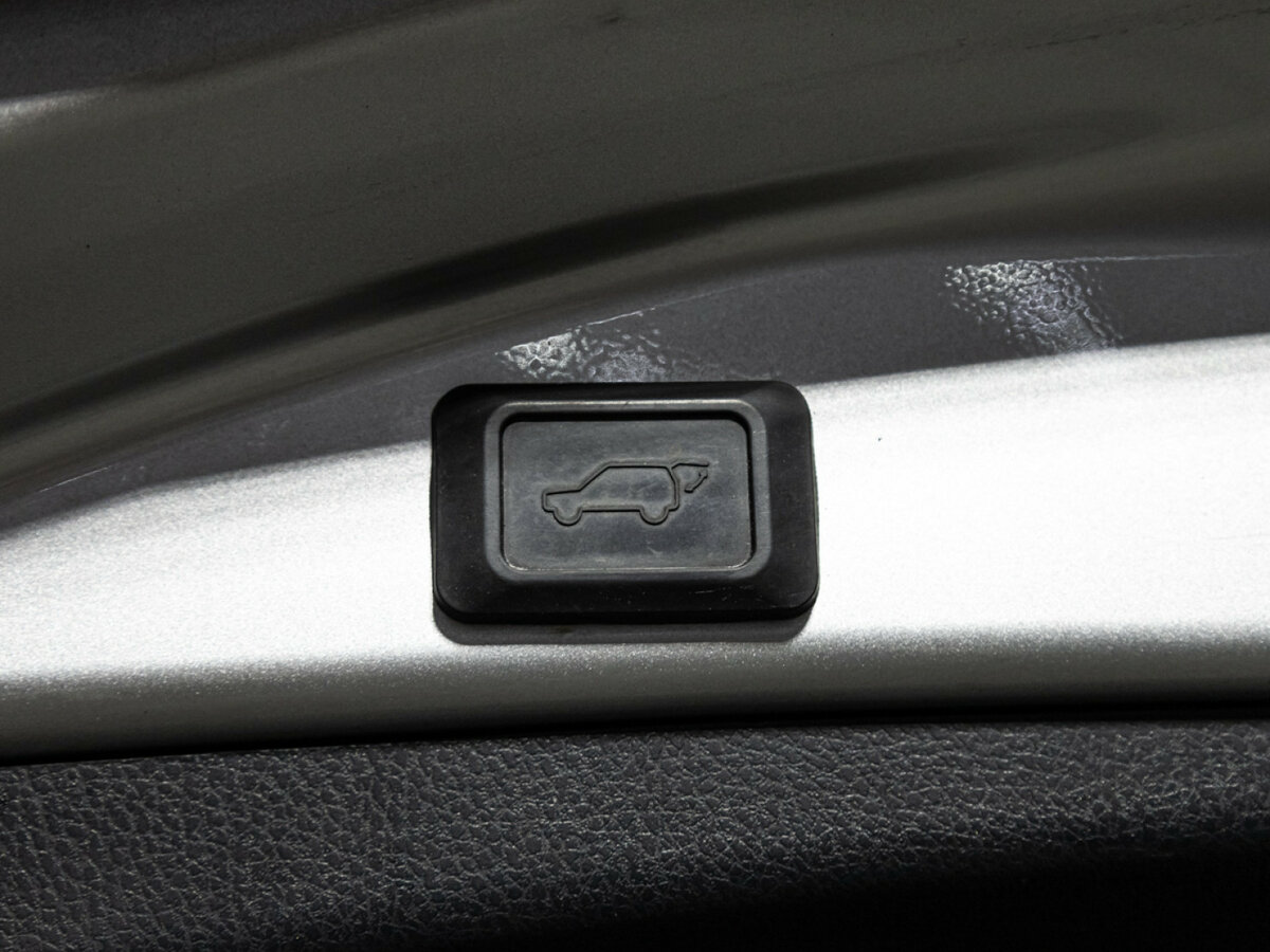 Тойота Рав4 б/у, 2014, Автоматическая. Фото: #16