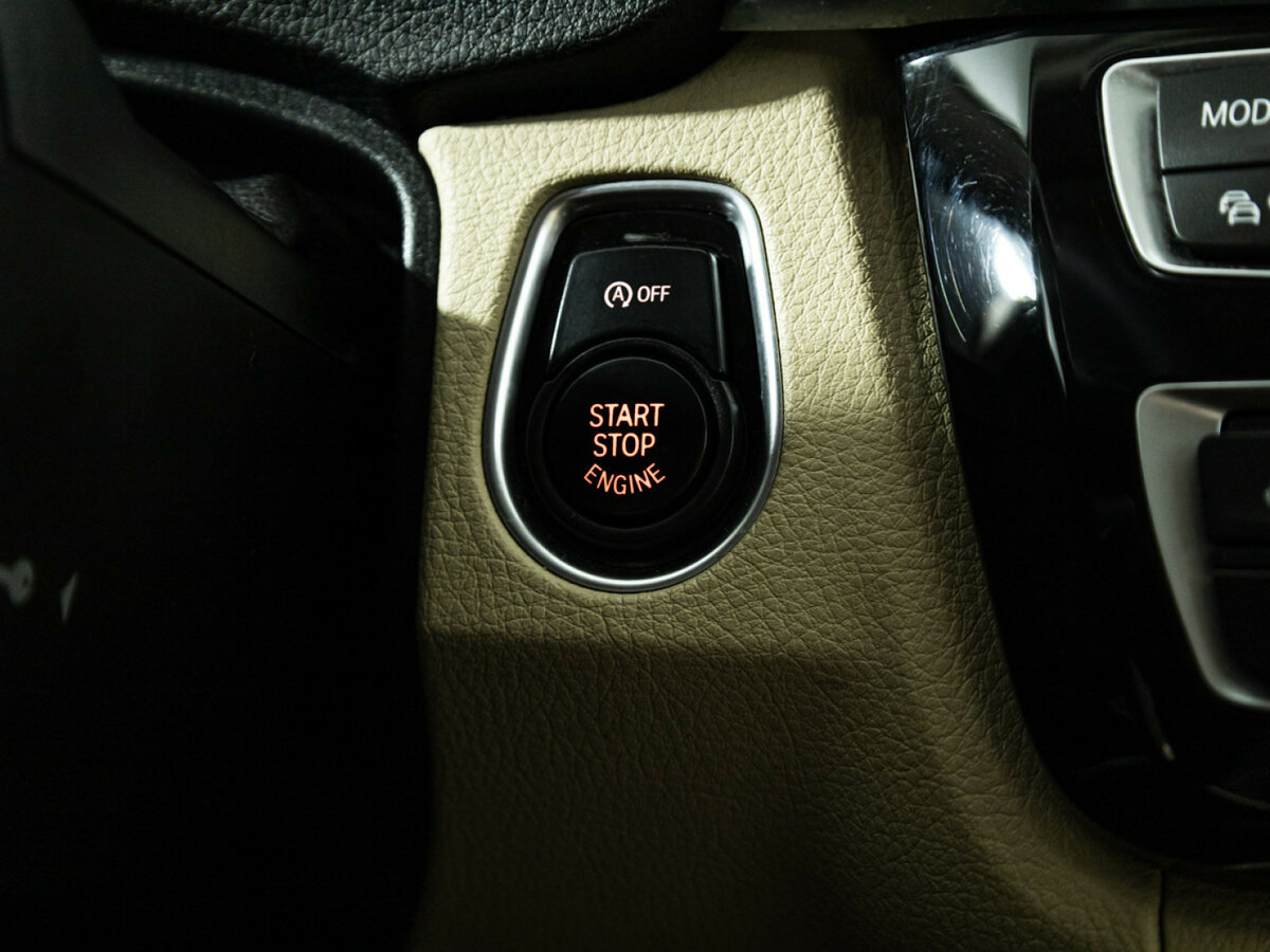 BMW 3 серии б/у, 2015, Автоматическая. Фото: #16