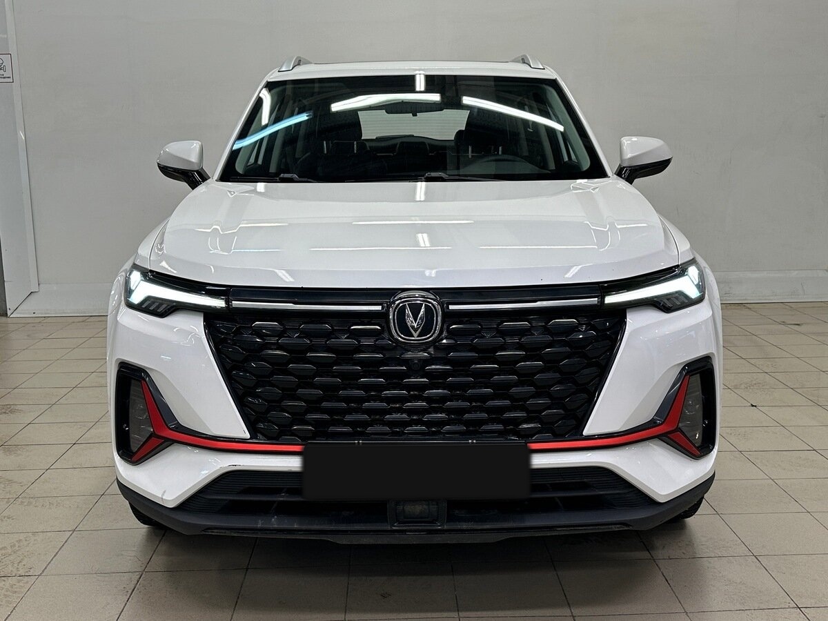 Чанган CS35 Plus б/у, 2023, Роботизированная. Фото: #1