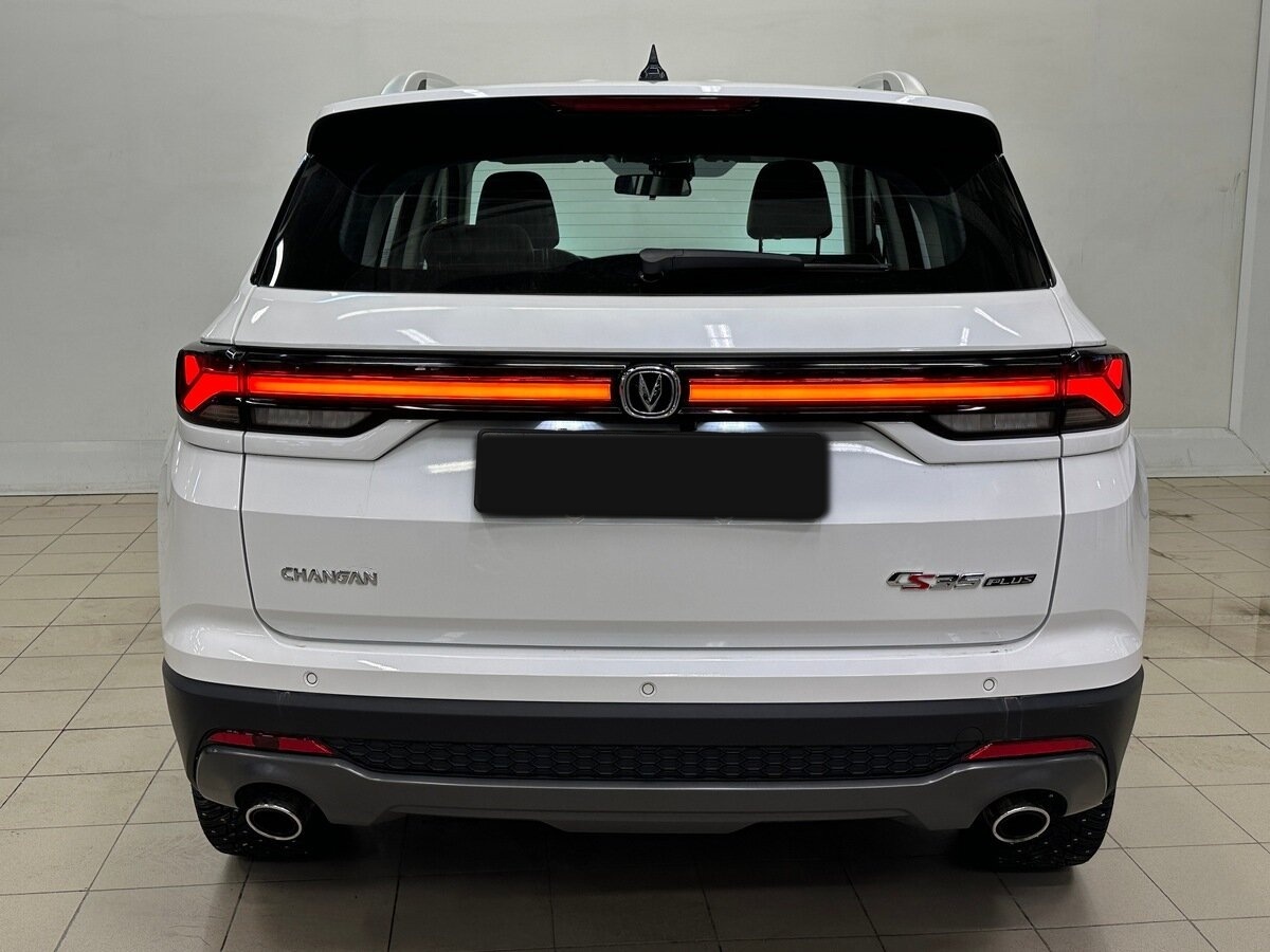 Чанган CS35 Plus б/у, 2023, Роботизированная. Фото: #2