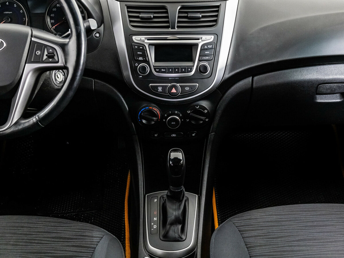 Hyundai Solaris б/у, 2014, Автоматическая. Фото: #10