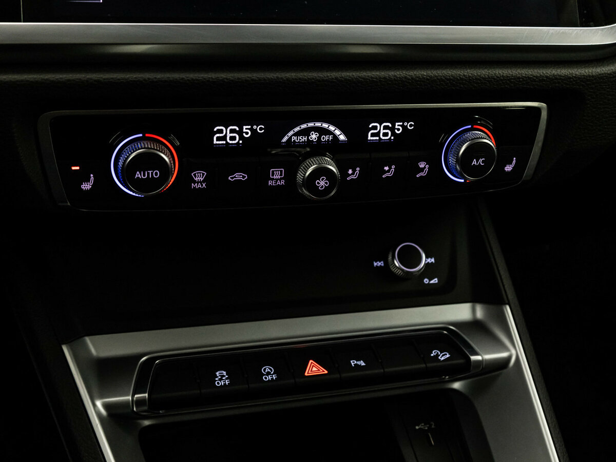 Audi Q3 б/у, 2019, Роботизированная. Фото: #12