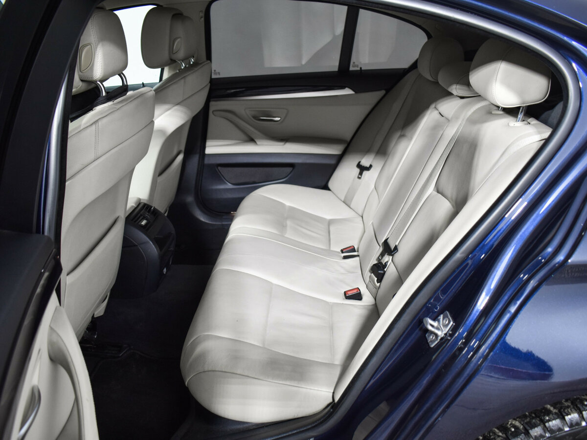 БМВ 5 серии б/у, 2012, Автоматическая. Фото: #9