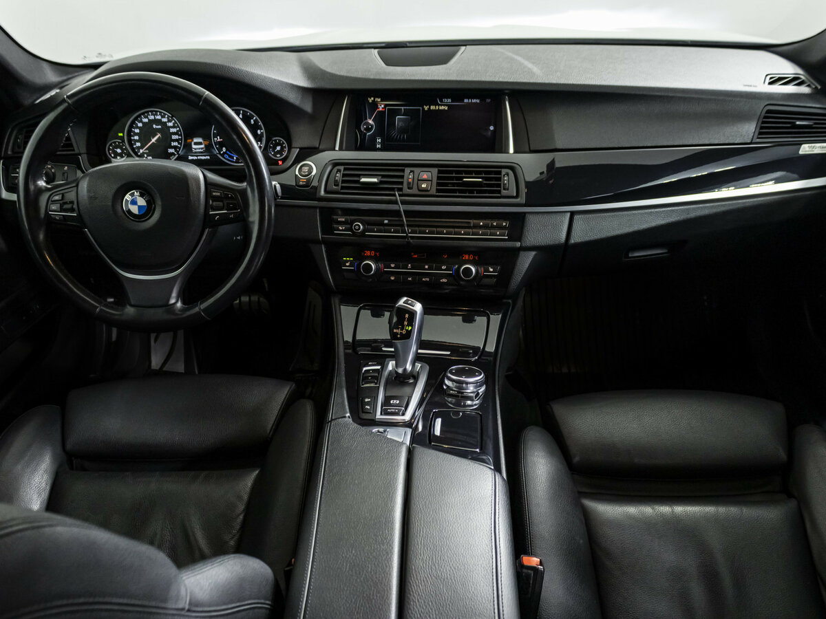 BMW 5 серии б/у, 2016, Автоматическая. Фото: #9