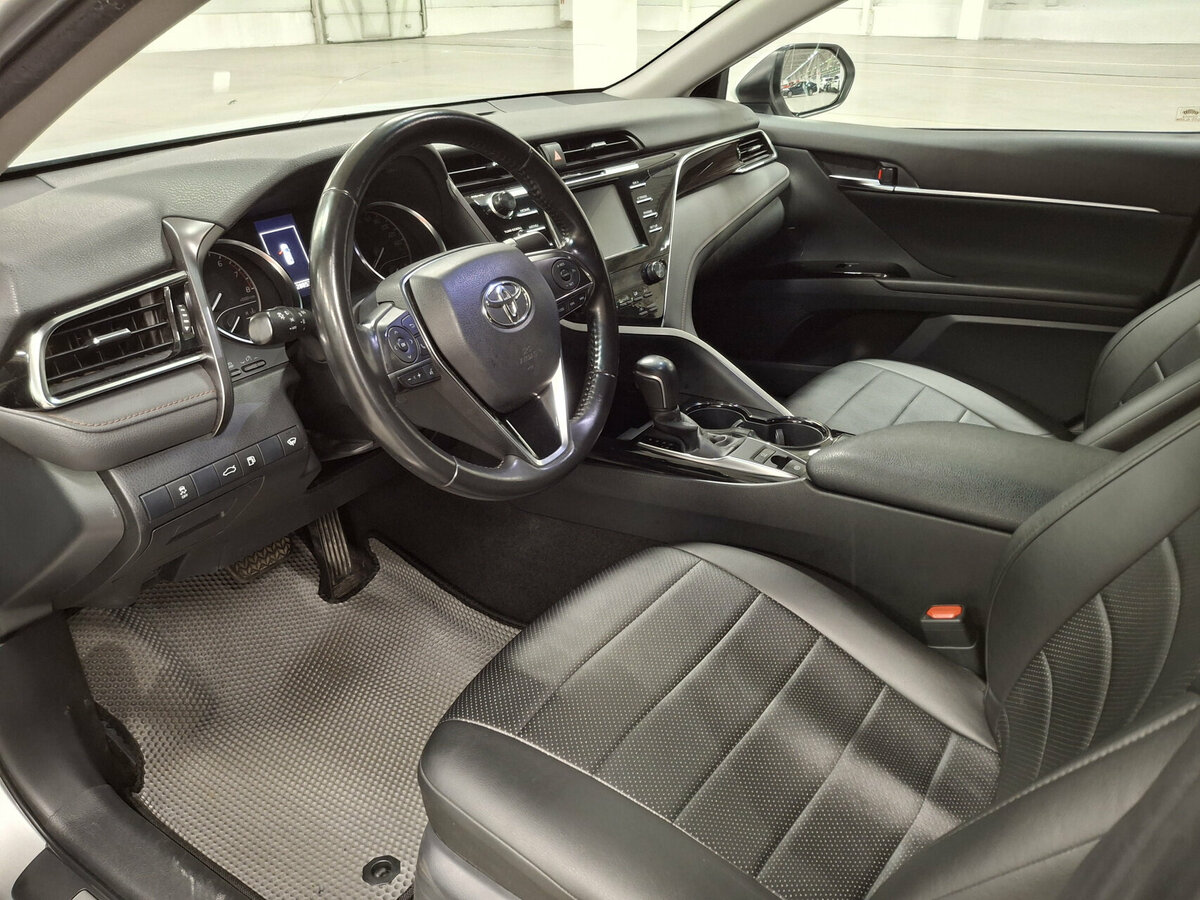 Тойота Камри б/у, 2018, Автоматическая. Фото: #14