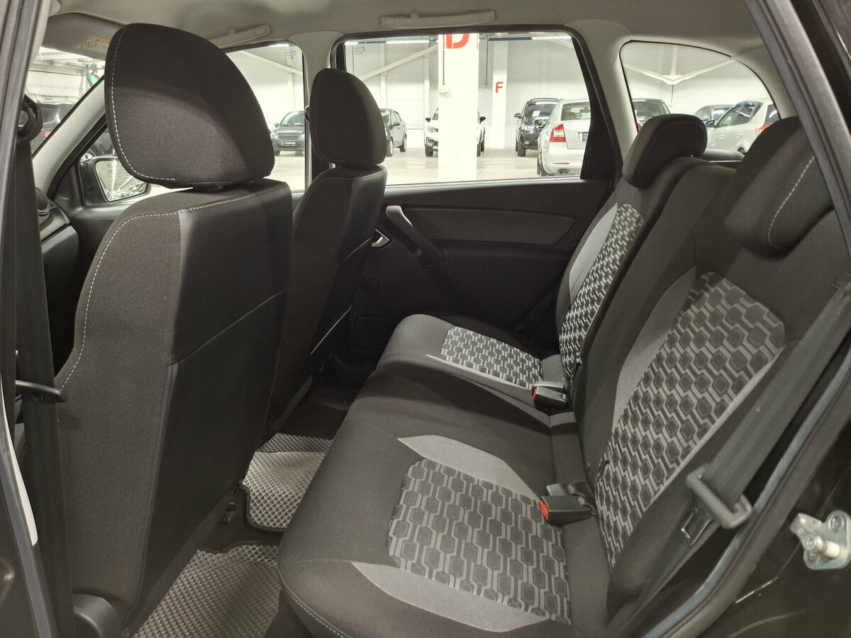 Lada (ВАЗ) Granta б/у, 2022, Механическая. Фото: #11