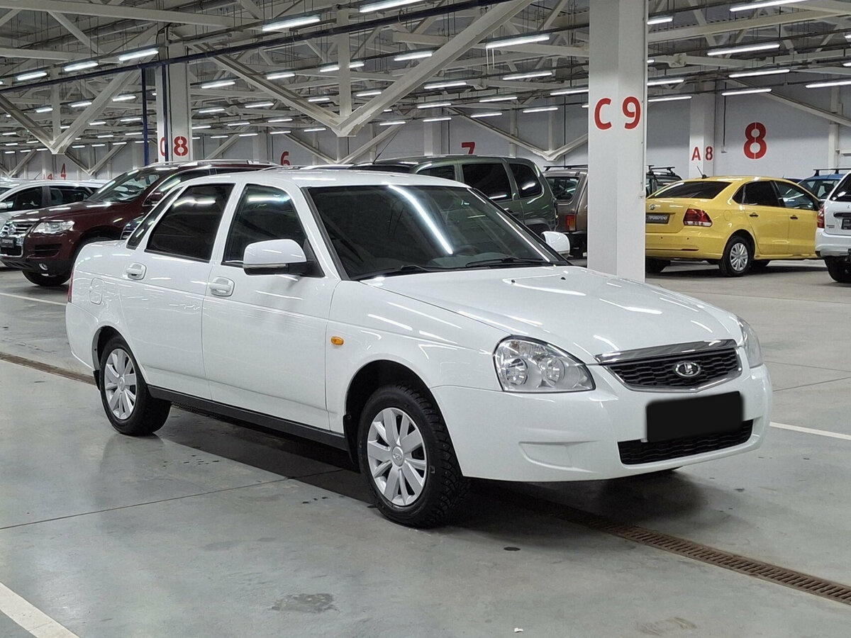 Lada (ВАЗ) Priora б/у, 2017, Механическая. Фото: #2